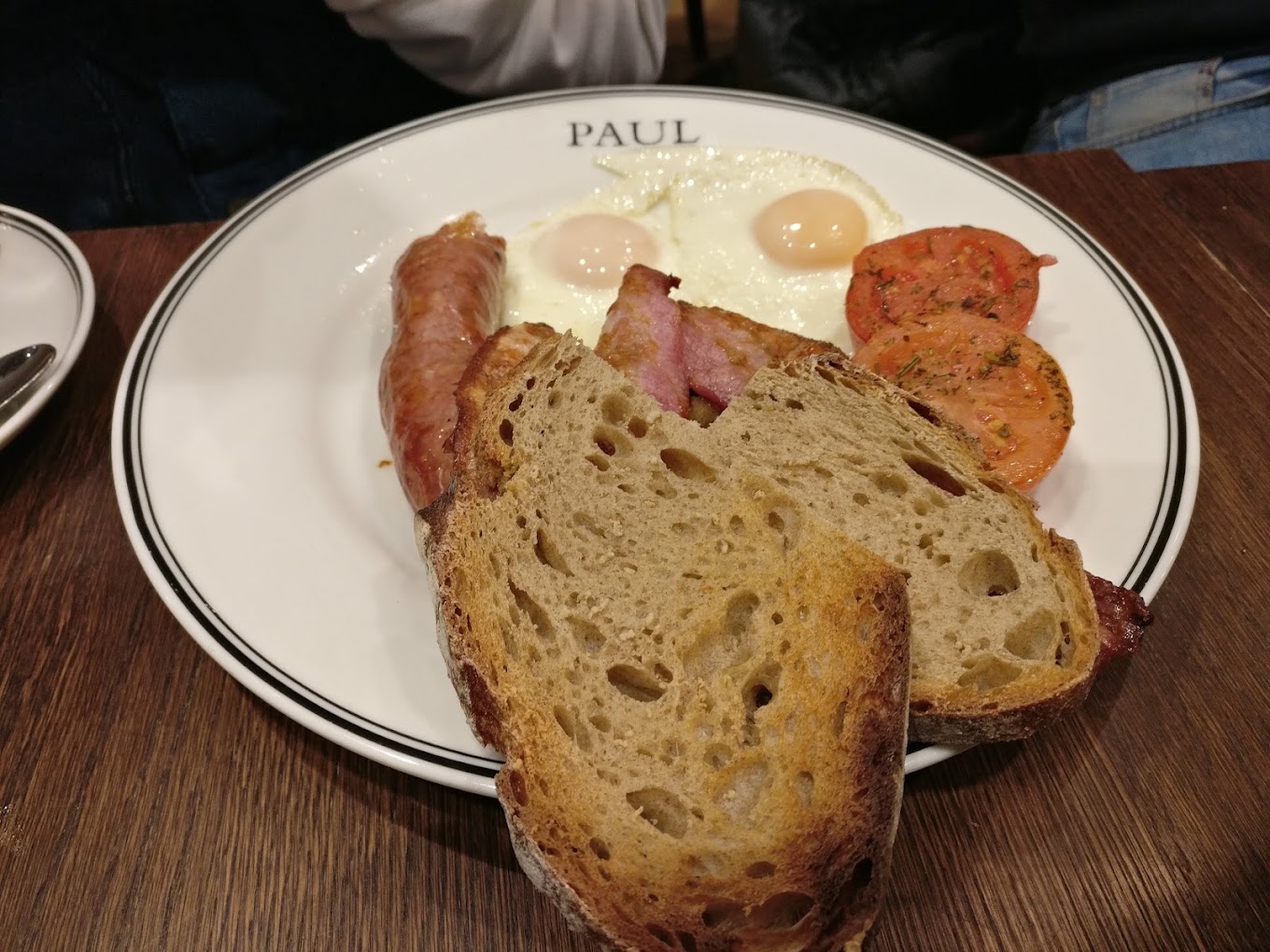Let's explore the best breakfast spots in Covent Garden, London, and start your day off right with mouthwatering dishes and aromatic coffee. From artisanal French bakeries to trendy cafes, explore a diverse culinary scene that satisfies every palate. Join us as we uncover hidden gems and popular establishments, sharing insights and recommendations for a memorable breakfast experience in Covent Garden. #coventgarden #londonbreakfast | Best Places To Eat In London | Best Cafes In London #london