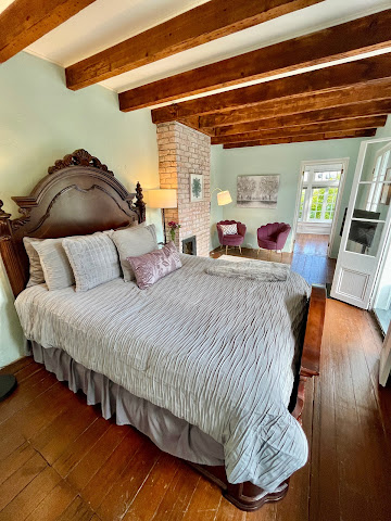 The Lanaux Mansion by null