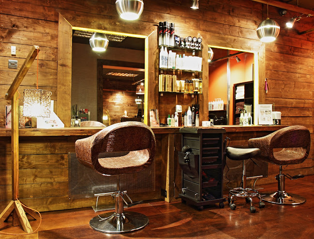 Head Hunters Beauty Salon - Beauty salon