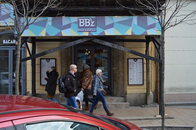 BB'z Bar & Grill