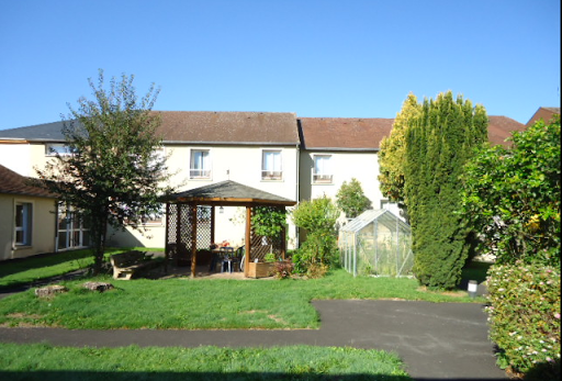 Photo de EHPAD Les Bouquets en Creuse à Bellegarde (30127)