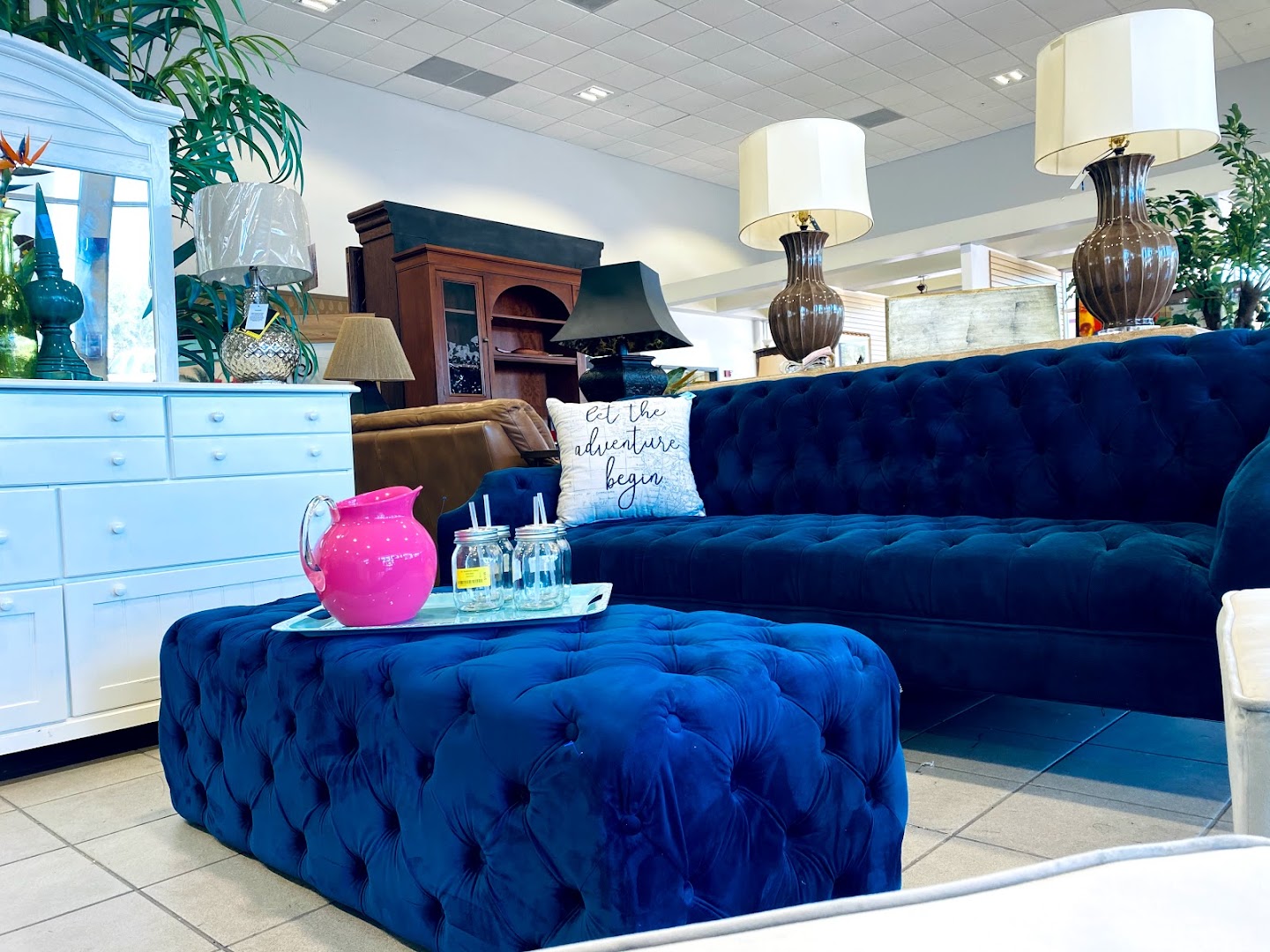 St. Matthew’s House Naples Flagship Thrift Store photo 11