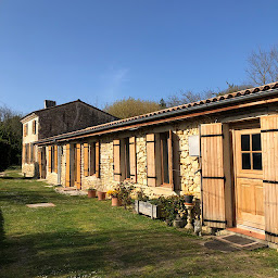 Photo n°2 de Le portail Rouge- Maison des Arts et du Bien-être à Gaillan-en-Médoc (Centre de yoga)