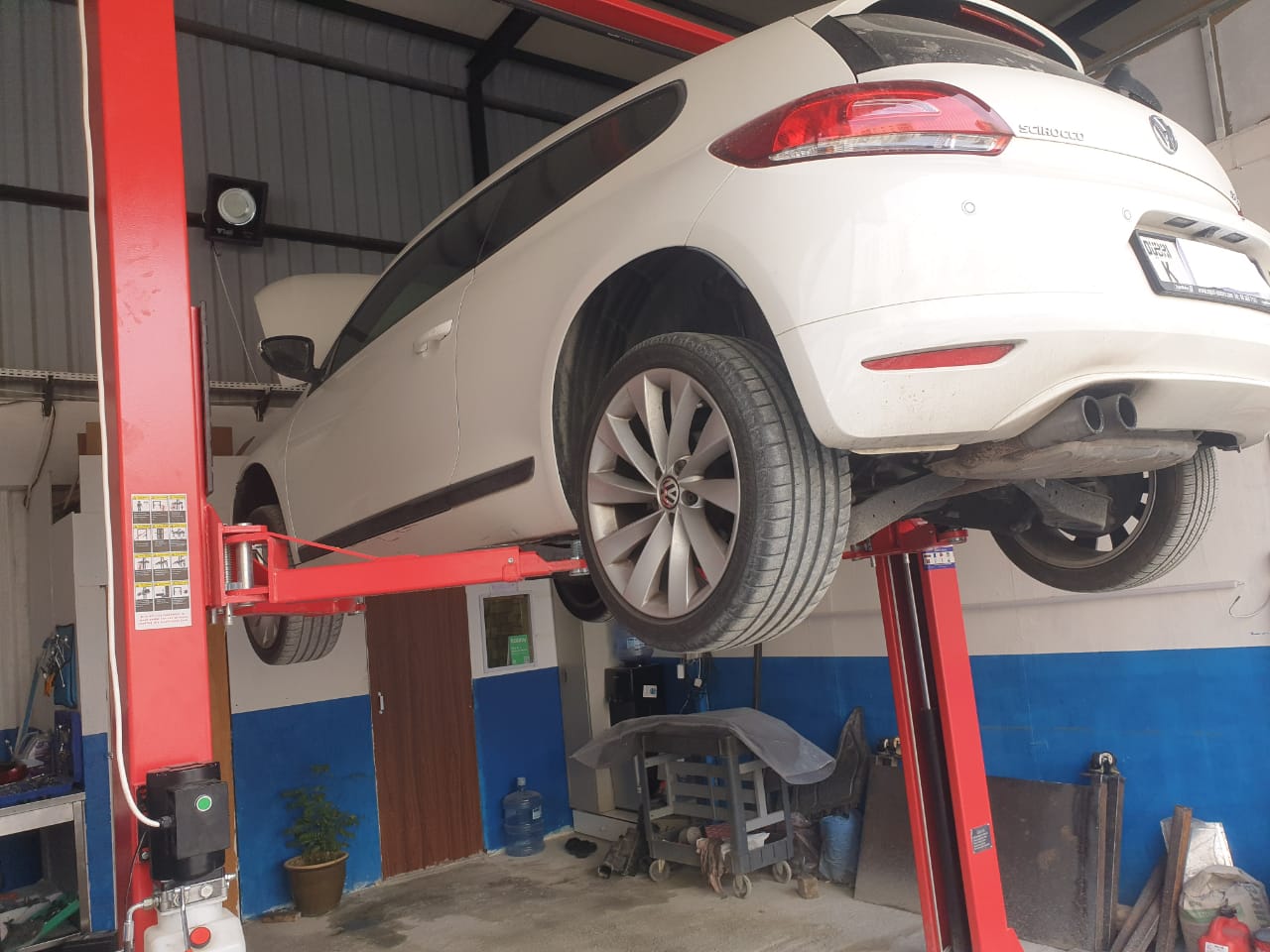 German Car Services — Trusted car maintenance & repair in Al Quoz, Dubai. - صورة 2