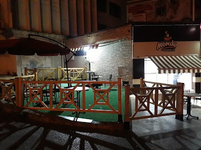 Photos of caf&eacute;t&eacute;ria MONDO