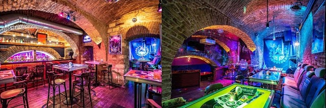 London Underground Bar - Prague