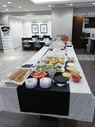 Squeek's Catering Corner - Visual