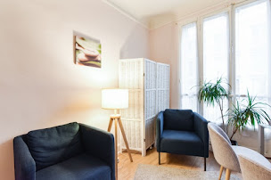 Photo n°13 de Delphine LATOWICKI - Sophrologue & Hypnotherapeute à Asnières-sur-Seine (Praticien de médecine alternative)