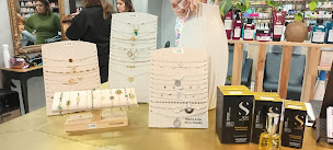 Photo n°13 de AM CREATIFS à Cluny (Salon de coiffure)