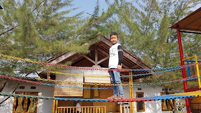 Photos of taman satwa cikembulan