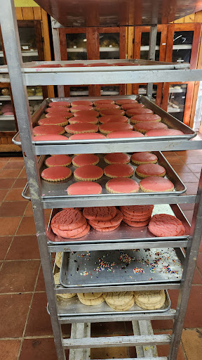 Jimenez Bakery - Visual