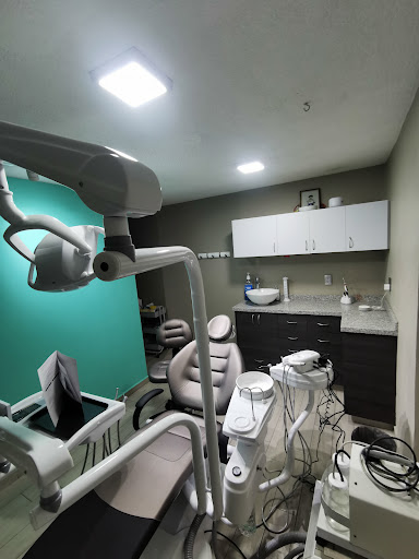 Family Dental Toluca - Thumbnail