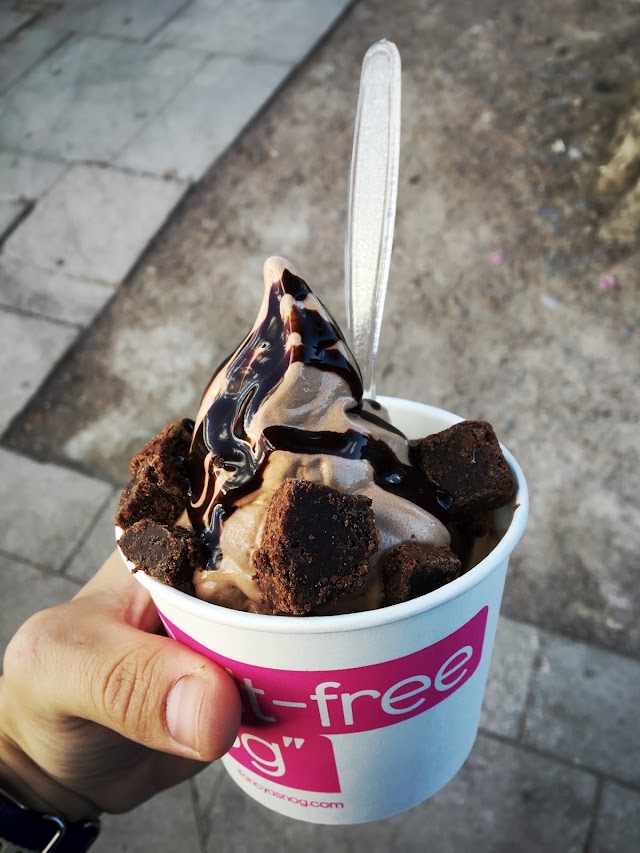 Snog Frozen Yogurt