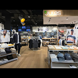 Photo n°21 de JULES-BZB multistore Carcassonne à Carcassonne (Magasin de smokings)