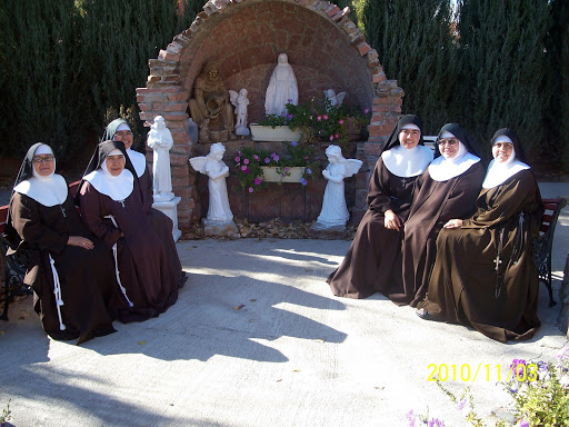 Embroidery Designs Damas Pobres