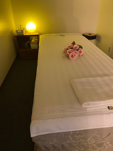 Tropical Massage - Thumbnail
