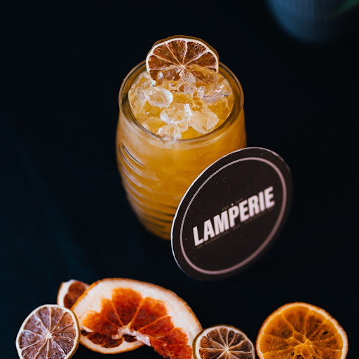 Lamperie - Visual