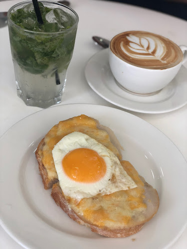 https://www.circle-cafe.com/