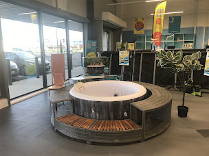 Photo n°3 de Cash Piscines à Thionville (Service de réparation de piscines)