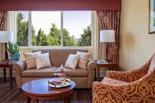 Park Lane Suites and Inn - Thumbnail