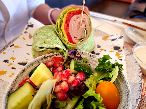 SOFRA Restaurant - Visual