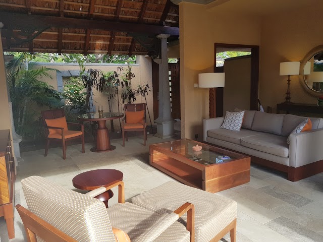 Maradiva Villas Resort & Spa