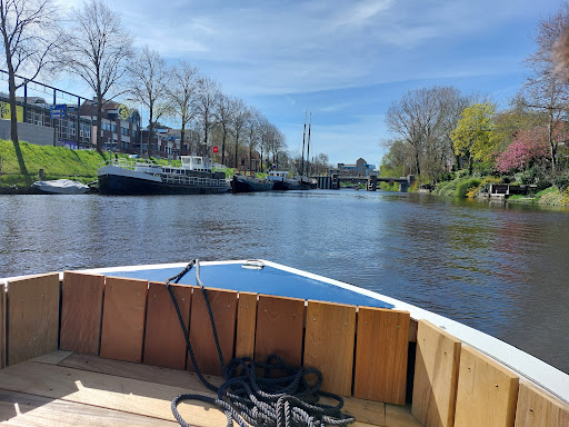 Boot Groningen - De Gezelligste rondvaartboot van Groningen - Thumbnail