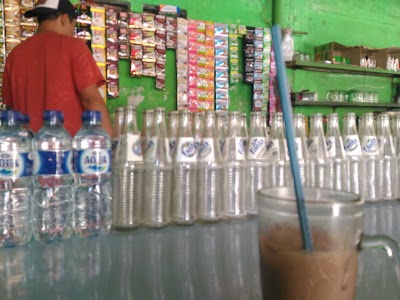Photos of Giras Pojok