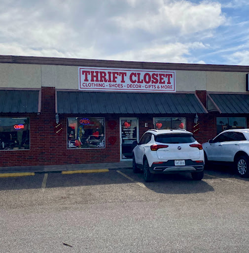 Thrift Closet - Visual