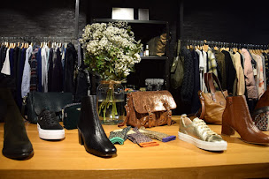 Photo n°15 de Edward à Le Puy-en-Velay (Magasin de vêtements)