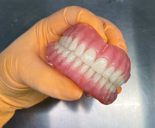 Clínica dental Río Nilo 3625 - Thumbnail
