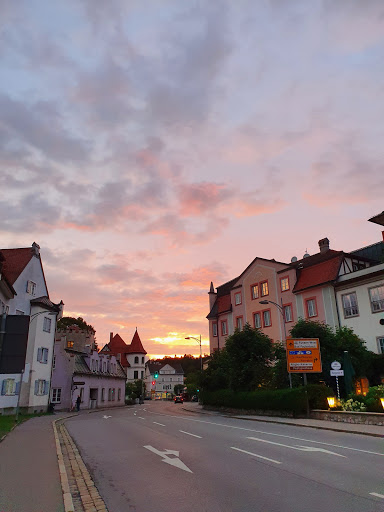 Lila Haus - Thumbnail