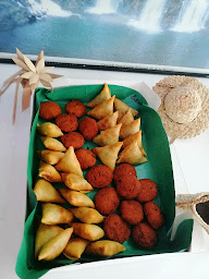 Photo n°19 de Ti Samoussa 974 à Alixan (Restaurant de tapas)