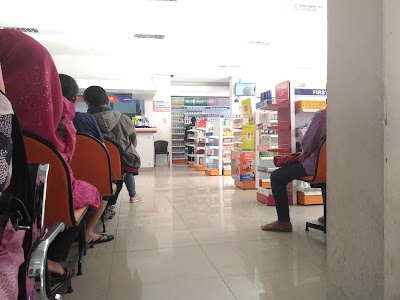 Photos of Apotek Kimia Farma 279 Kudus