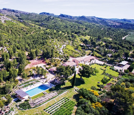 Charming Houses Vacation Rentals - Thumbnail