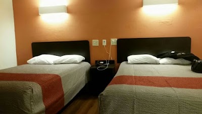 Photos of Motel 6 Elizabeth - Newark Liberty International Airport