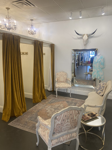 Hemline Dallas - Visual