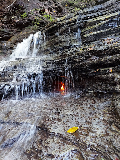 Eternal Flame Hiking Trailhead Parking