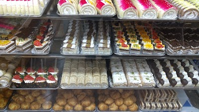 Photos of شیرینی سرای شاخه نبات