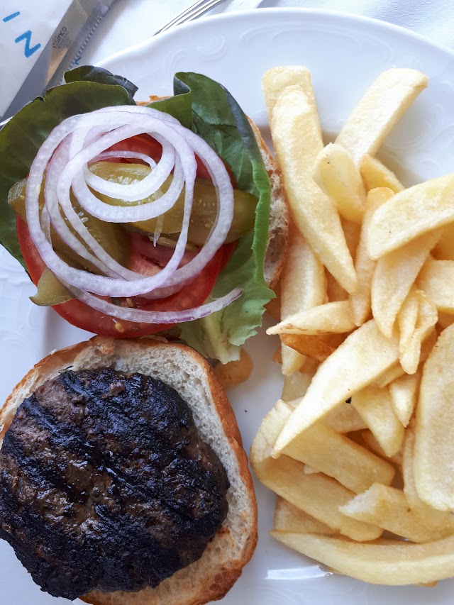 Limani Bistro