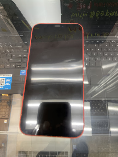 Cellphone and Computer Genius - Thumbnail