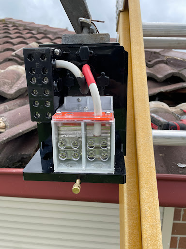 PRISTINE ELECTRICAL & DATA - Visual