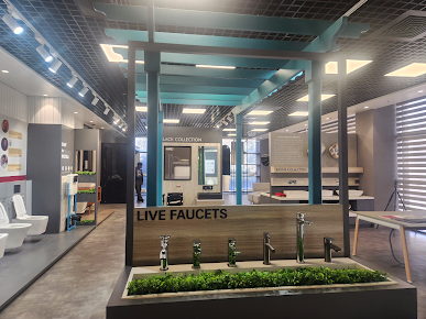 Af1qipoliqklt2exwndt8efjkn7px1wnvhmf5u3a7p3g=s387 K No