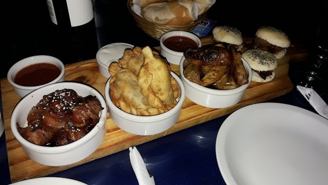 Makena Cantina Club