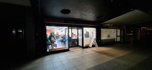 Escape Basildon - Visual