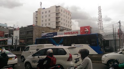 car-dealer