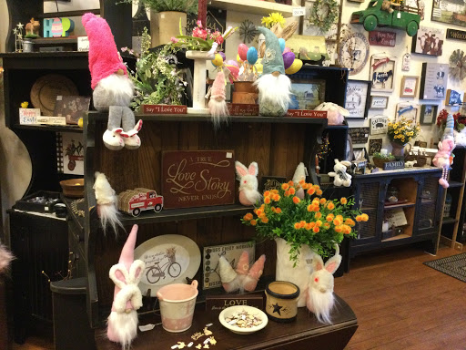 Ms Becky's - Visual