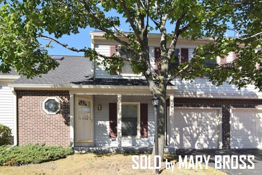 Mary Brack, Baird & Warner Real Estate - Thumbnail