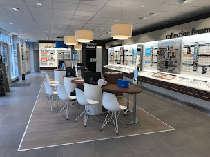 Photo n°3 de Opticien Tournon sur Rhône - Krys à Tournon-sur-Rhône (Magasin de lunettes de soleil)