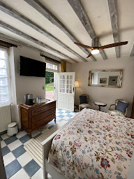 Photo n°84 de Sans Souci Bed & Breakfast with Restaurant à Luzillé (Chambre d'hôtes)